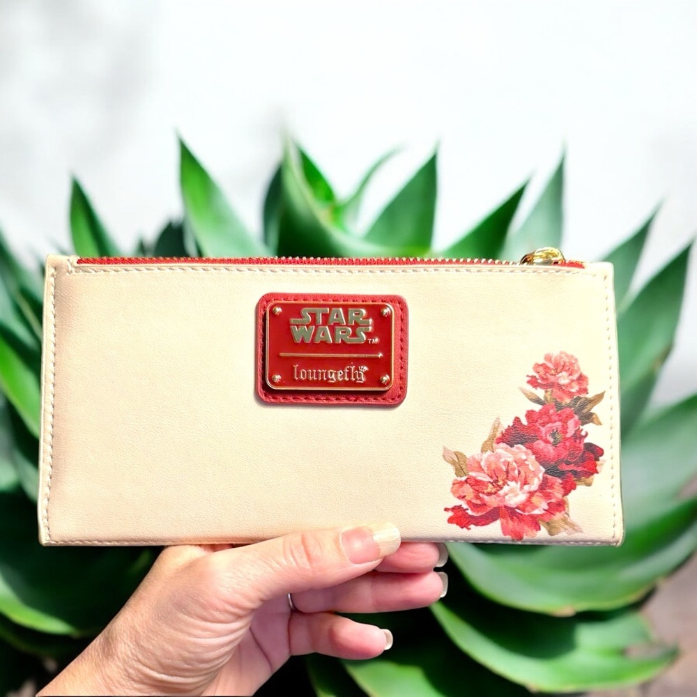 Darth Vader Star Wars Cream and Red Floral Wallet Disney Loungefly Collectible - Picture 2 of 15
